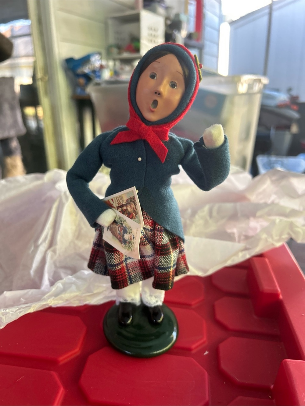 Byers choice Caroler Figurine in Blue and Red – Decorative